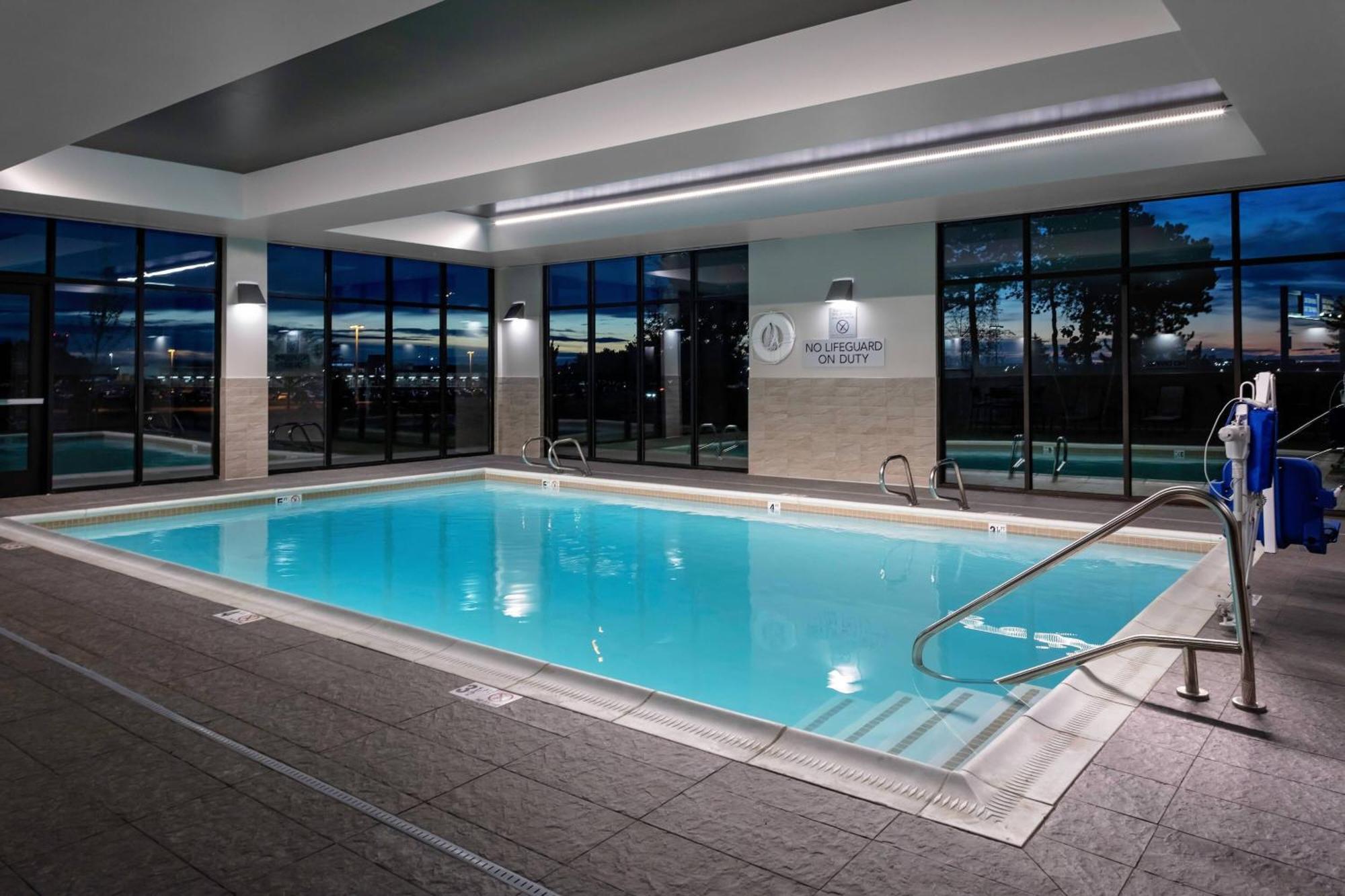 Hotel Courtyard Pasco Tri-Cities Airport Exterior foto